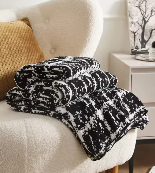 Knitted blanket.PNG