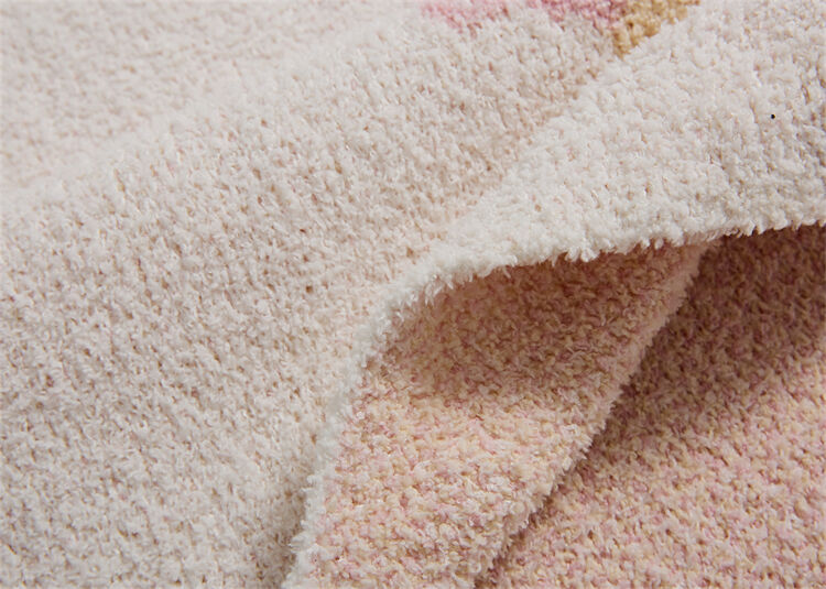 BJL Super Soft Pink Cartoon Ice Cream Microfiber Knitted Throw Blanket Children Gift Home Bed factory