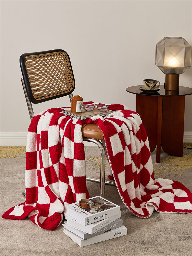 Hot Selling Super Soft Plaid Checkerboard Polyester Custom Knitted Throw Blanket for Autumn and Winter QPG factory