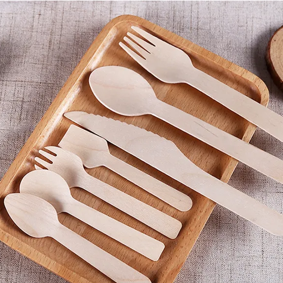 Eco-Friendly Dining: Yinbaili Packing's Wooden Tableware