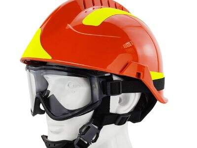 Fajrohelmo de la marko ANBEN FIRE kun integrita lumigo