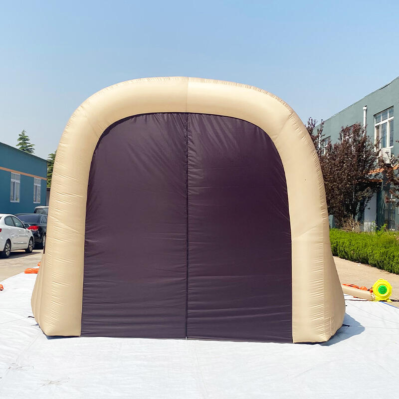 Inflatable helmet tunnel