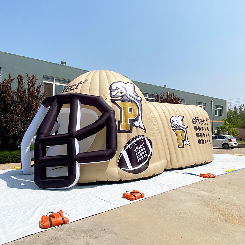 Inflatable helmet tunnel