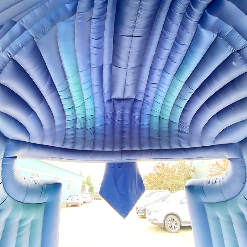 Inflatable Sparta tunnel