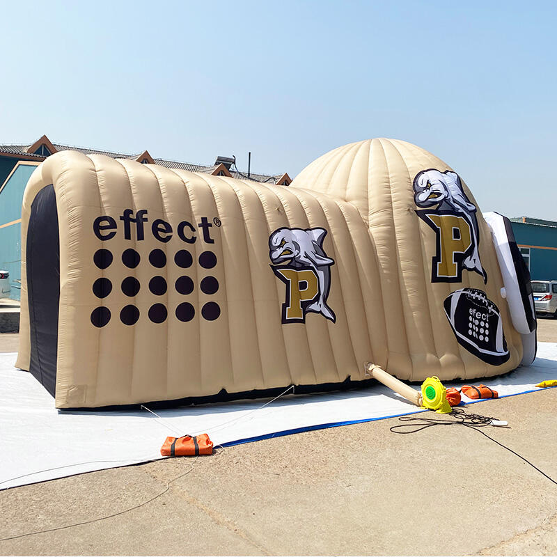 Inflatable helmet tunnel