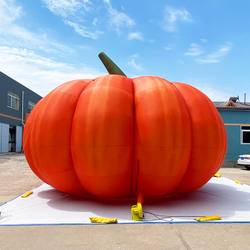 Inflatable pumpkin