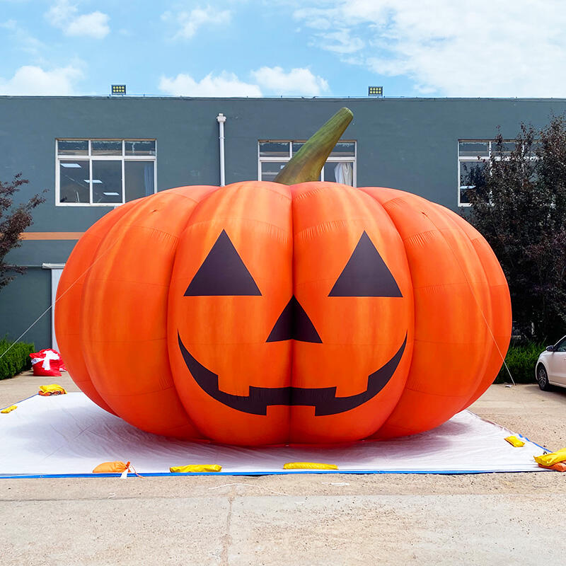 Inflatable pumpkin