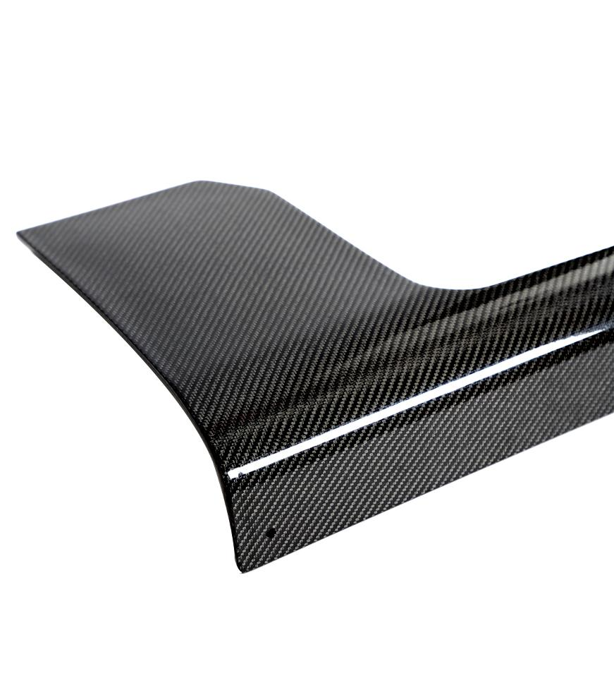 Seamless Integration: Our Side Skirts for a Factory Finish Look