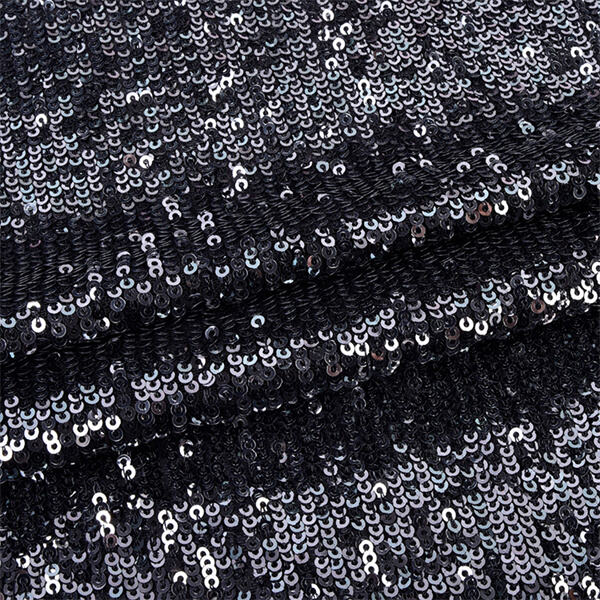 Trải nghiệm phép thuật của vải thêu sequin để tạo ra những thiết kế khó quên