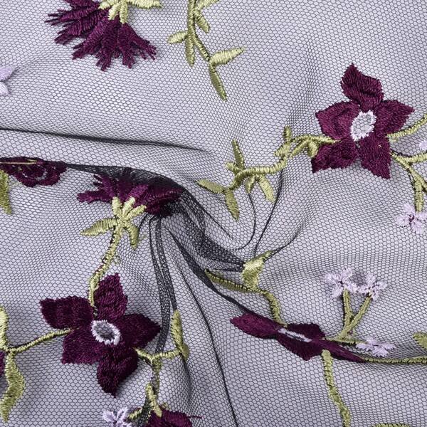 Use Dress Embroidered Flowers: