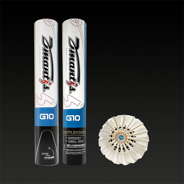 Sleek design meets ultimate functionality in the DMantis G10 knife