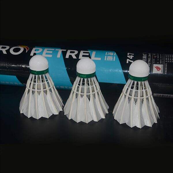Consigli per scegliere e mantenere una palla da badminton di alta qualità