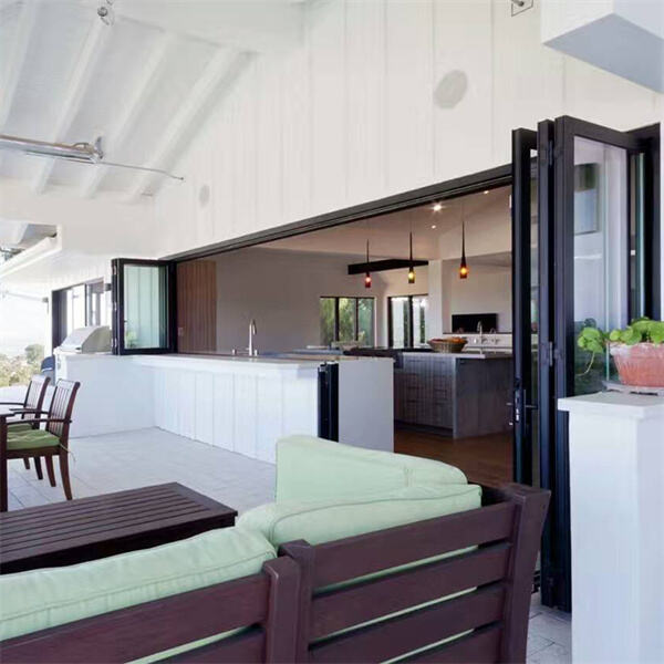 Enjoy natural light and an unobstructed view with aluminium folding windows.