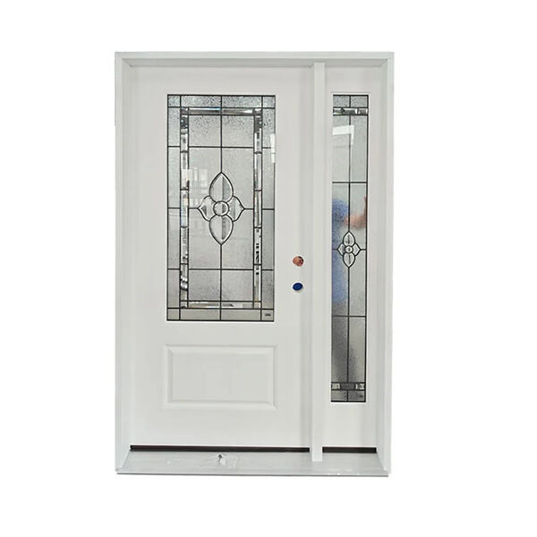 Enhance Natural Lighting with a Fiberglass Front Door and Sidelights