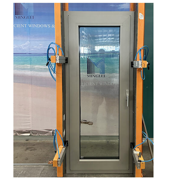 Maximum protection against the elements with quadruple glazed windows.