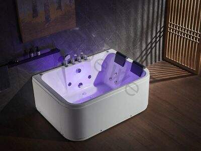 Wie man sein Einweichbad in ein Zen-Badezimmer-Design integriert.