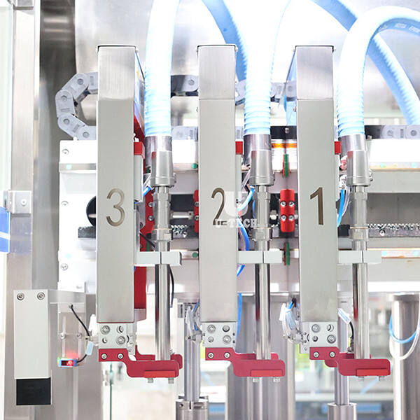 Revolutionizing the way you fill engine oil with a specialized machine