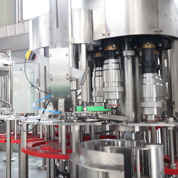 Master the art of sauce distribution with the convenient and user-friendly sauce filler accessory.