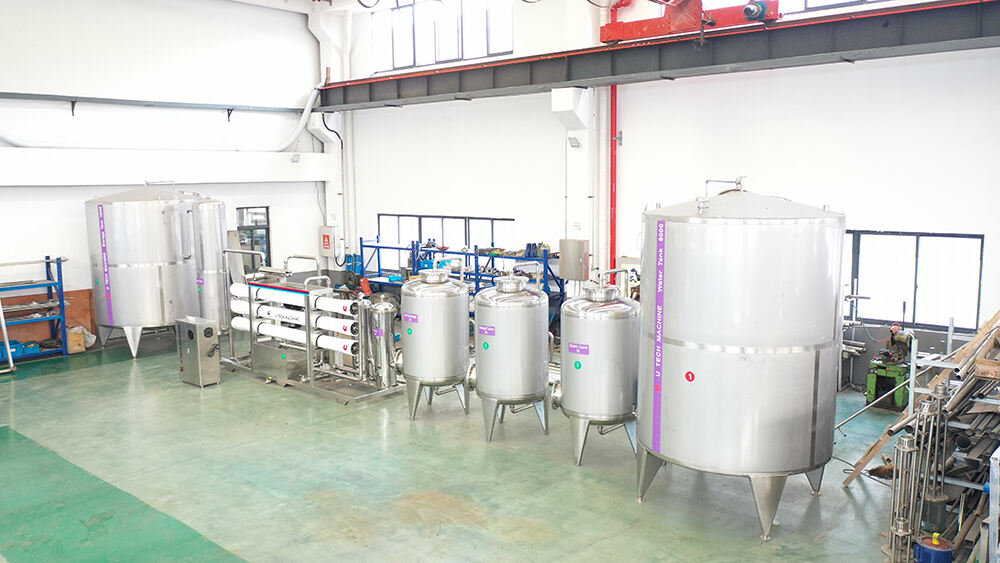 Full Automatic 3 In 1 Mini Small Business Water Making Filling Production Line Plastic Pure Mineral Water Bottling Machine manufacture