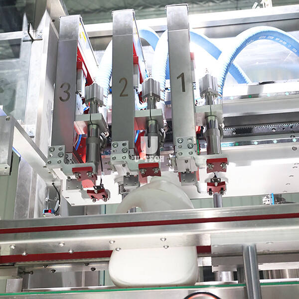 Easy to set up and operate, this small liquid filling machine is perfect for small-scale production.