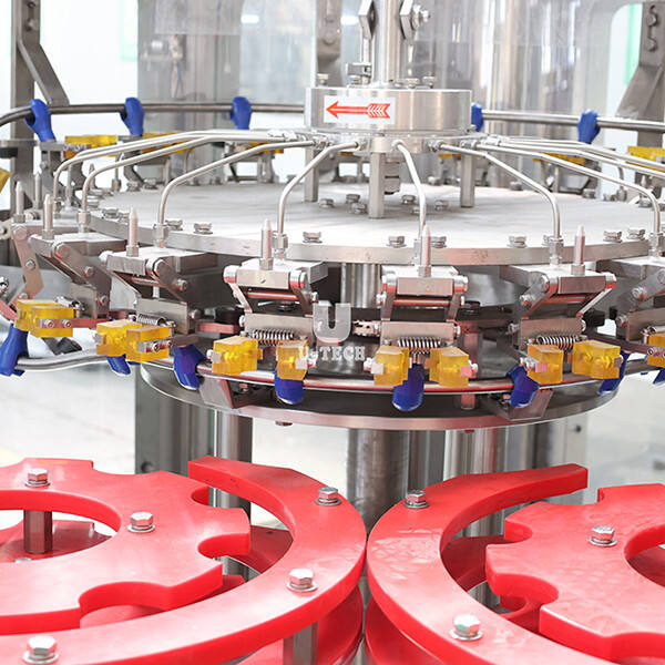 يسمح التعبئة الآلي بإنتاج كميات كبيرة.