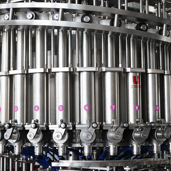 Achieve Consistent and Accurate Fills with a Sauce Filling Machine