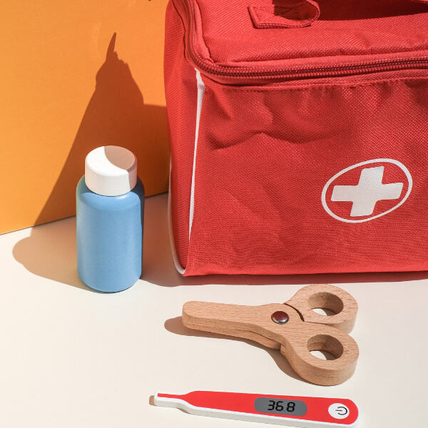 Be Ready for Any Situation with an Emergency First Aid Kit