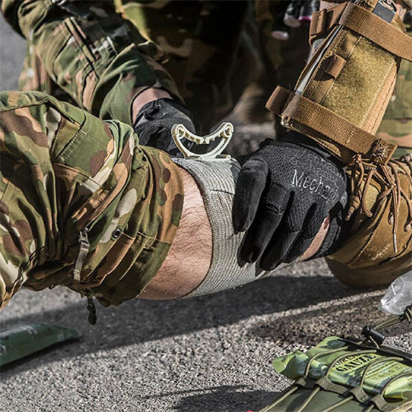 An Overview of the Original Israeli Bandage's Materials and Construction