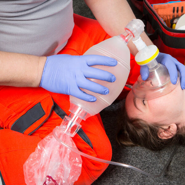 How Buying a Portable First Aid Kit Can Help