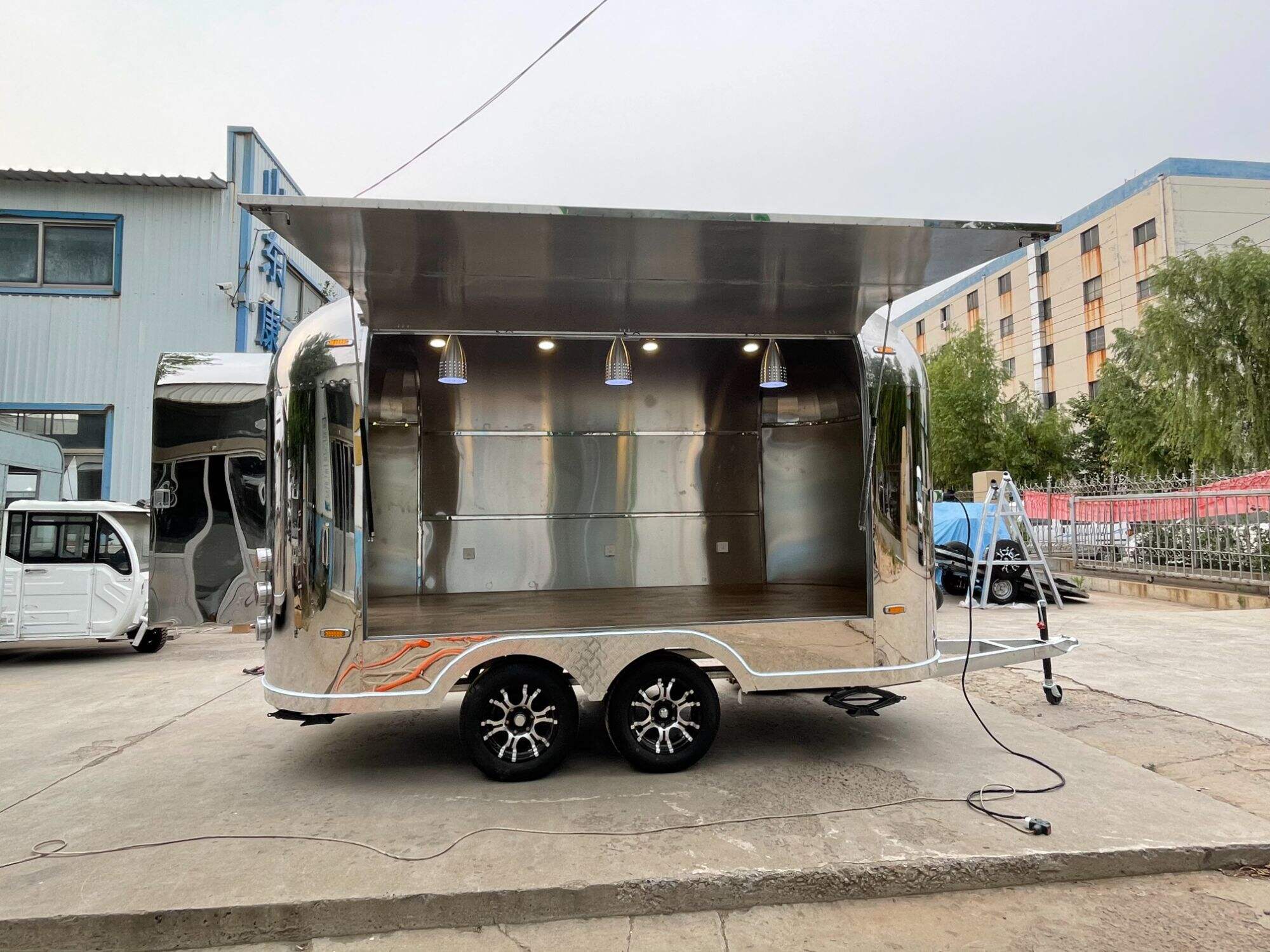 Tune High Quality Food Truck Fabrication Food Catering Trailer Mobile Food Truck For Sale High Quality
