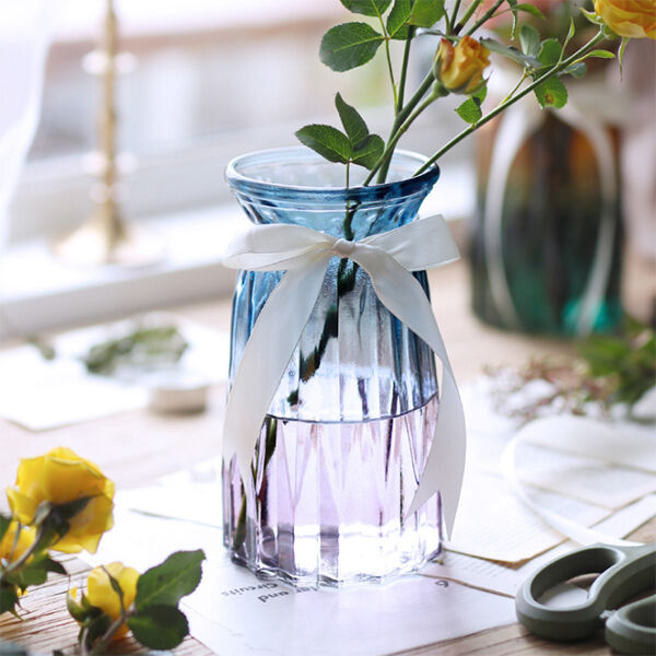 How to Use clear round vases?