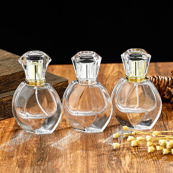 How to Use a 30ml perfume bottle