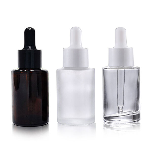 The art of crafting intricate designs on perfume oil bottles