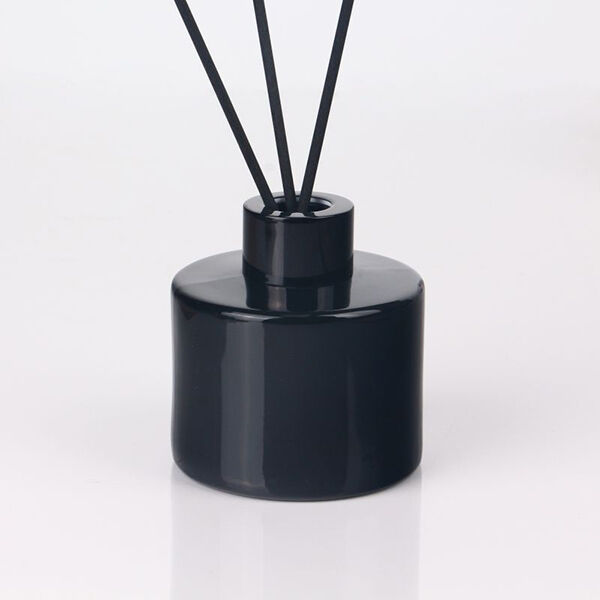Utilization of the Black Diffuser Bottle