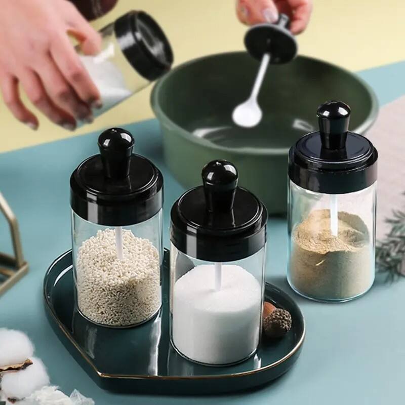 Seasoning jar + plastic lid