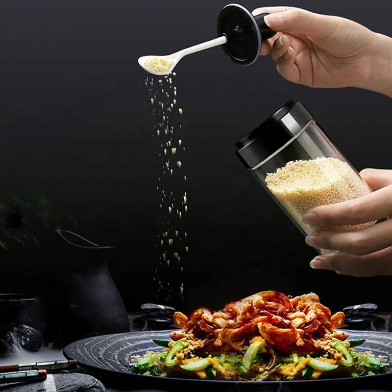 Seasoning jar + plastic lid