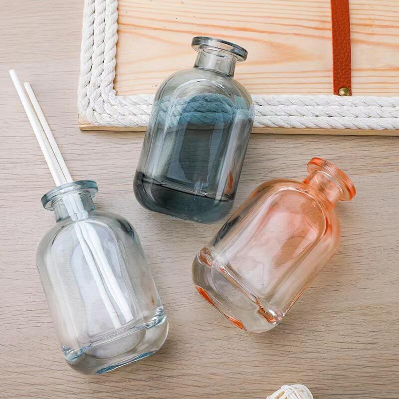 Faceted aromatherapy bottle