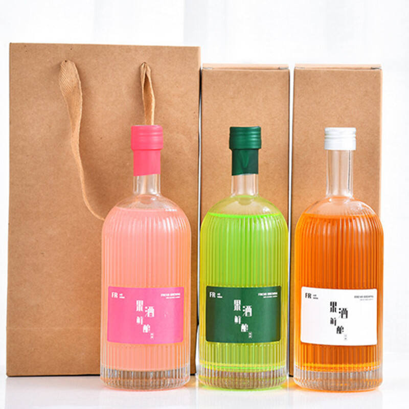 Screw cap glass bottle