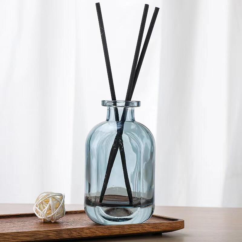 Faceted aromatherapy bottle