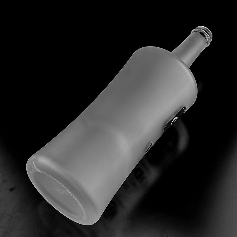 1750ml Vodka glass bottle