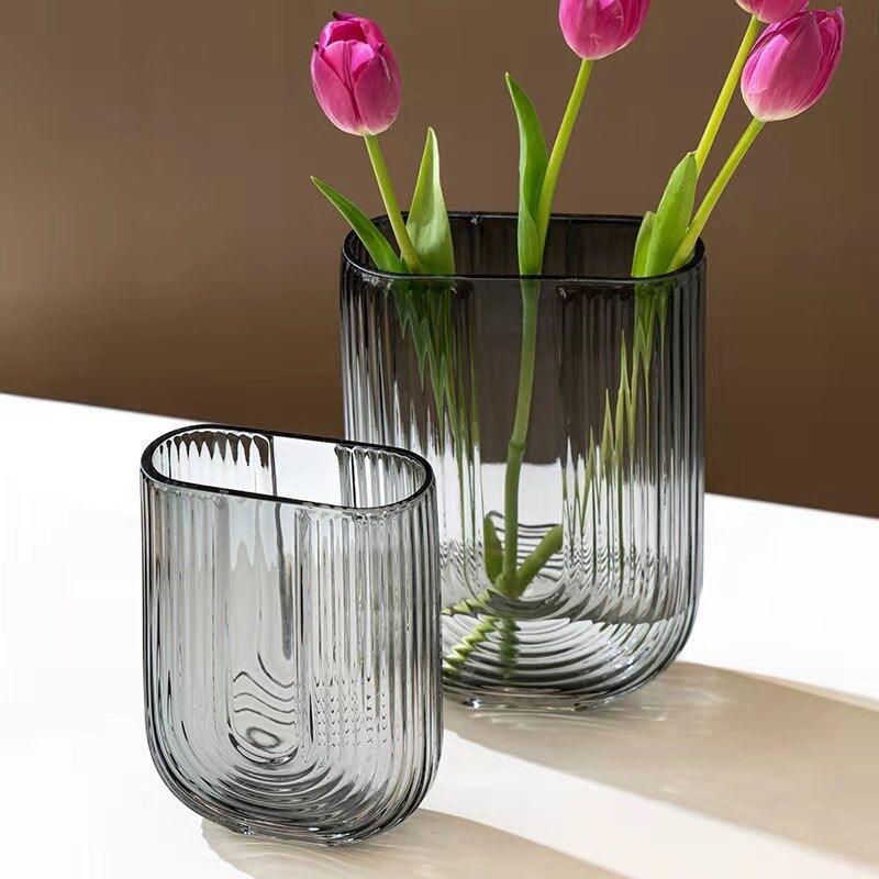 U-shaped Glass Vase