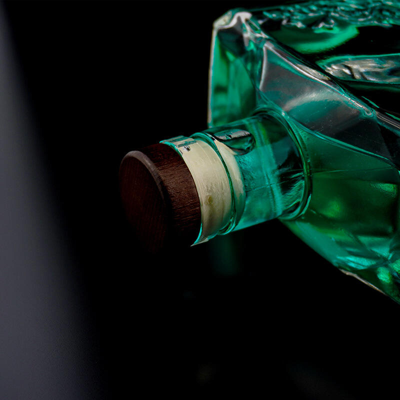700ml Wine Glass Bottle