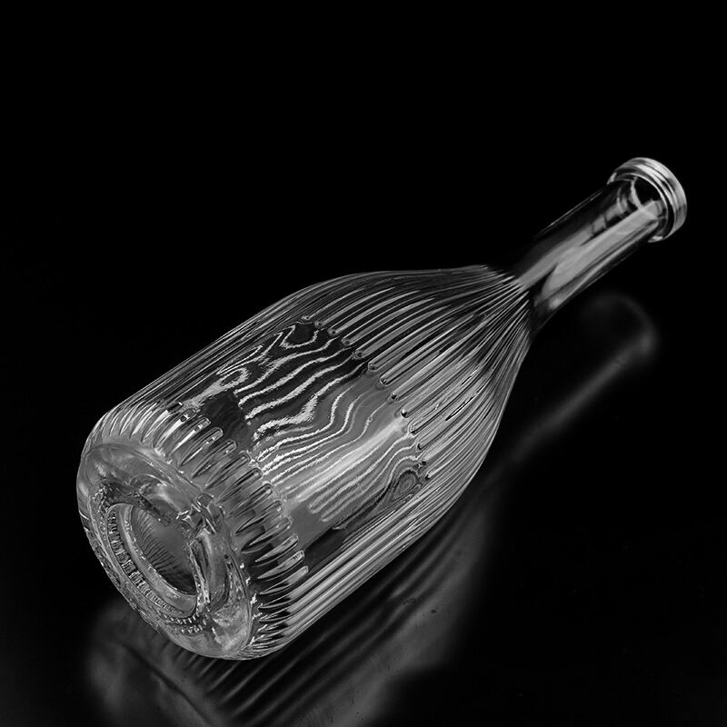 700ml flat-mouthed Whisky Glass Bottle