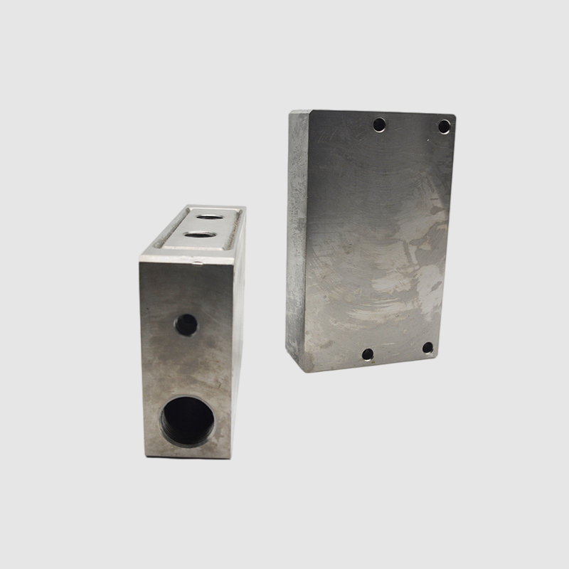 Komponen titanium hasil pemesinan