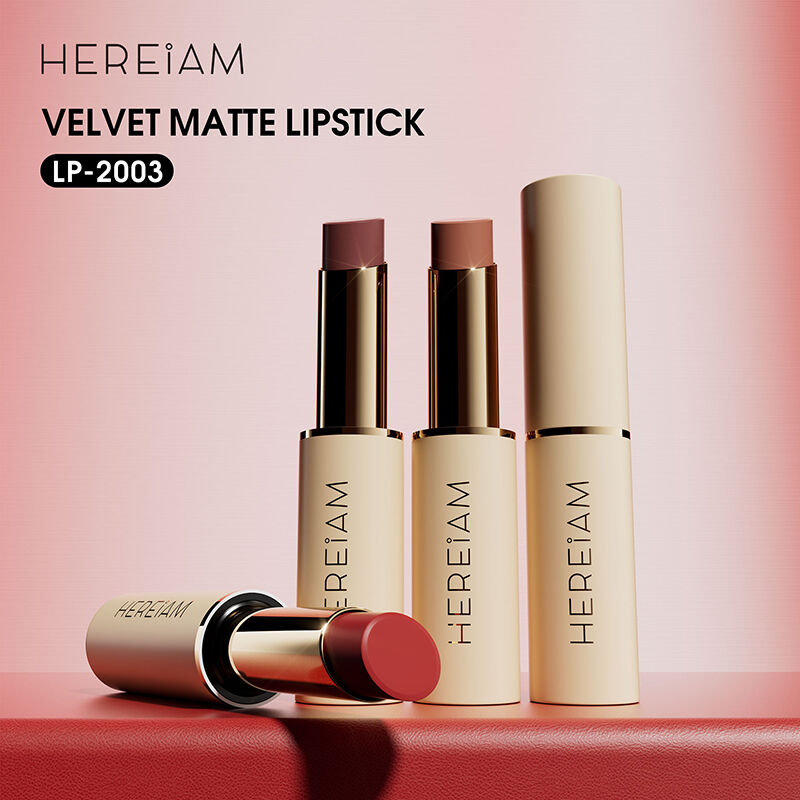 How to Choose the Best Long Lasting Lipstick for Your Retail Store