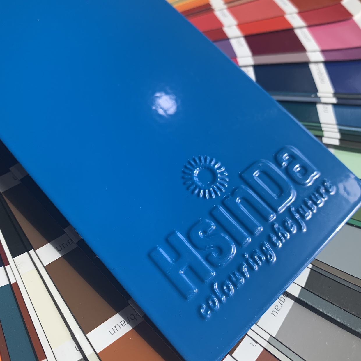 Why choose coating powder with anti-corrosion features for industrial equipment