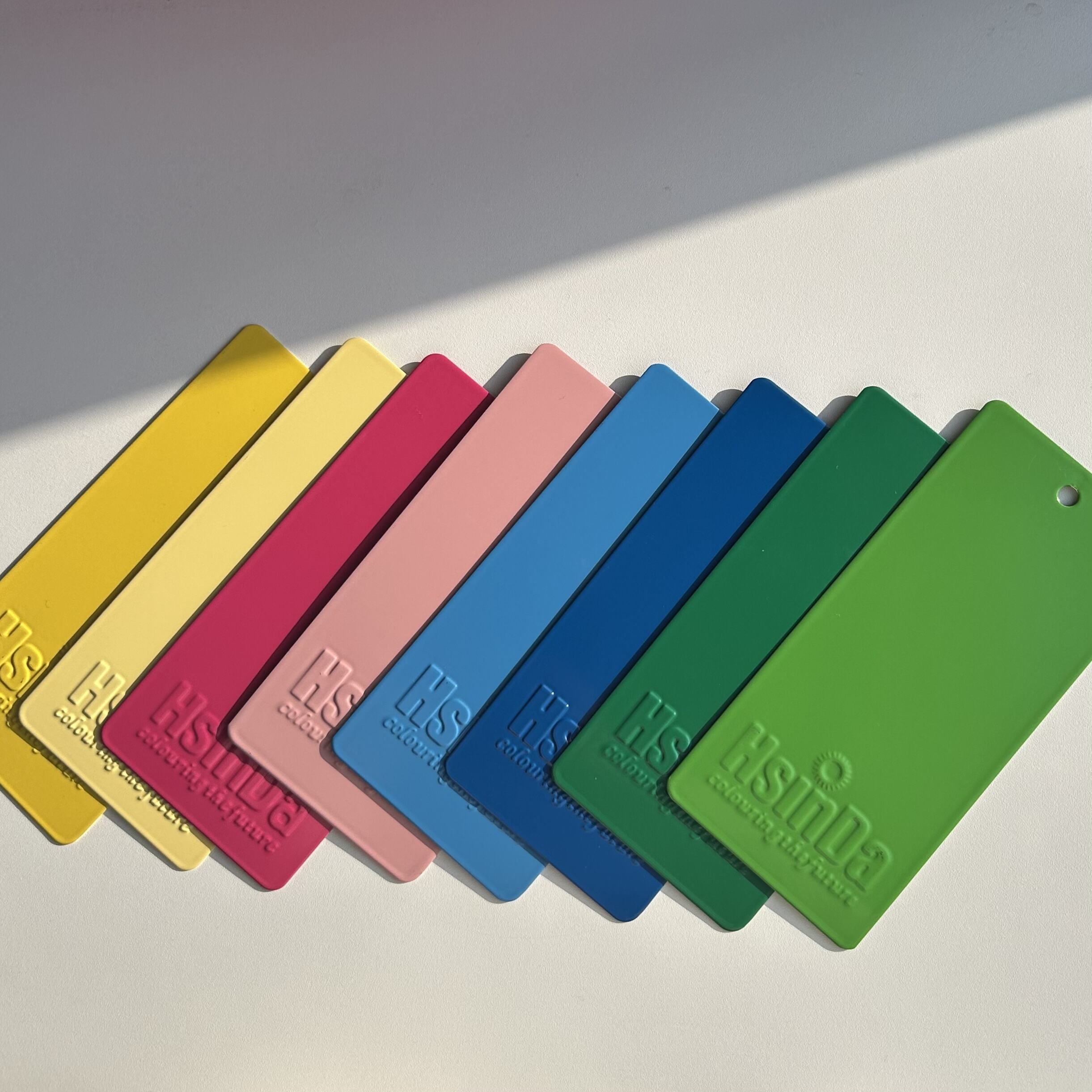 Polyester Resin Anti Dust Property Powder Coating for Outdoor Metal Furniture Paint