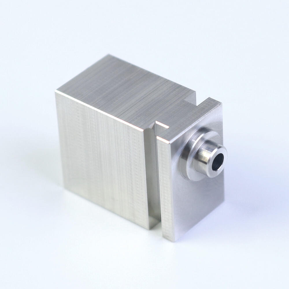 Tại Sao Chọn Thép Không Gỉ 316L Cho Phay CNC Chính Xác? Độ Cứng, Độ Bền và Khả Năng Chống Corrosion Được Giải Thích
