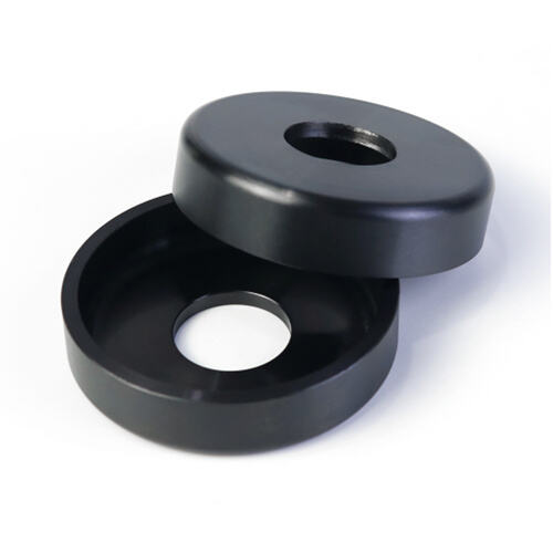 Peças Pretas de Aço C45 Usinadas por CNC de Alta Precisão