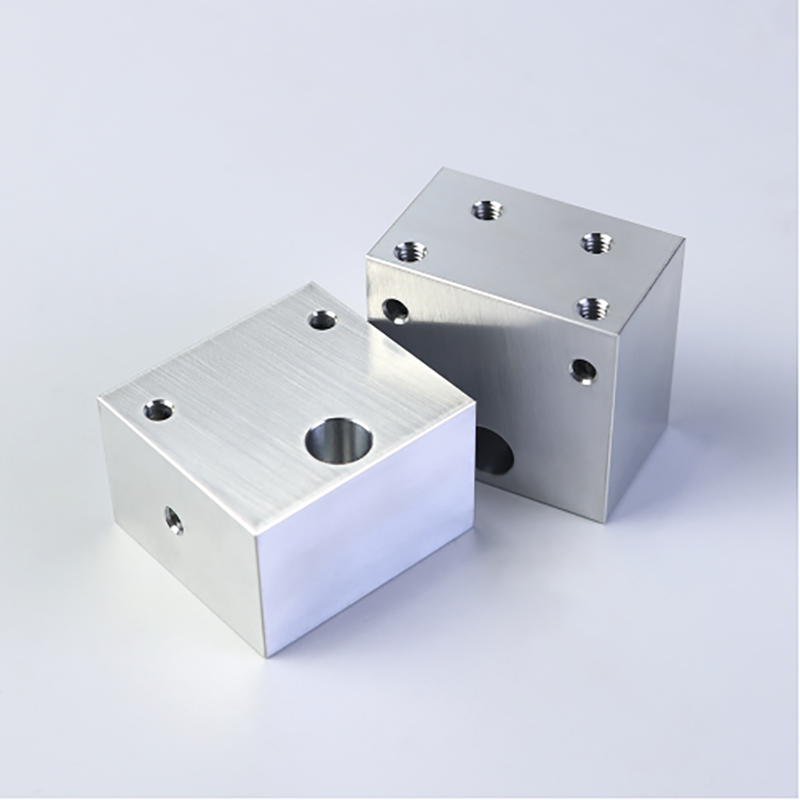 Egyedi CNC-megmunkált alumínium alkatrészek, pontos marás